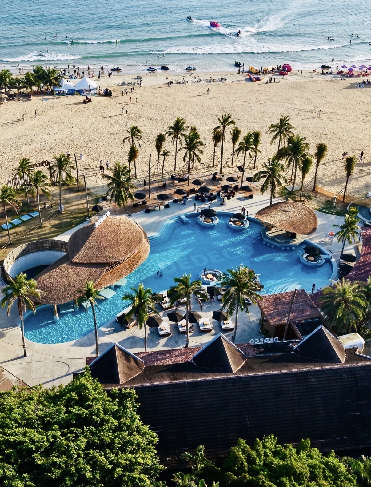 Beach club