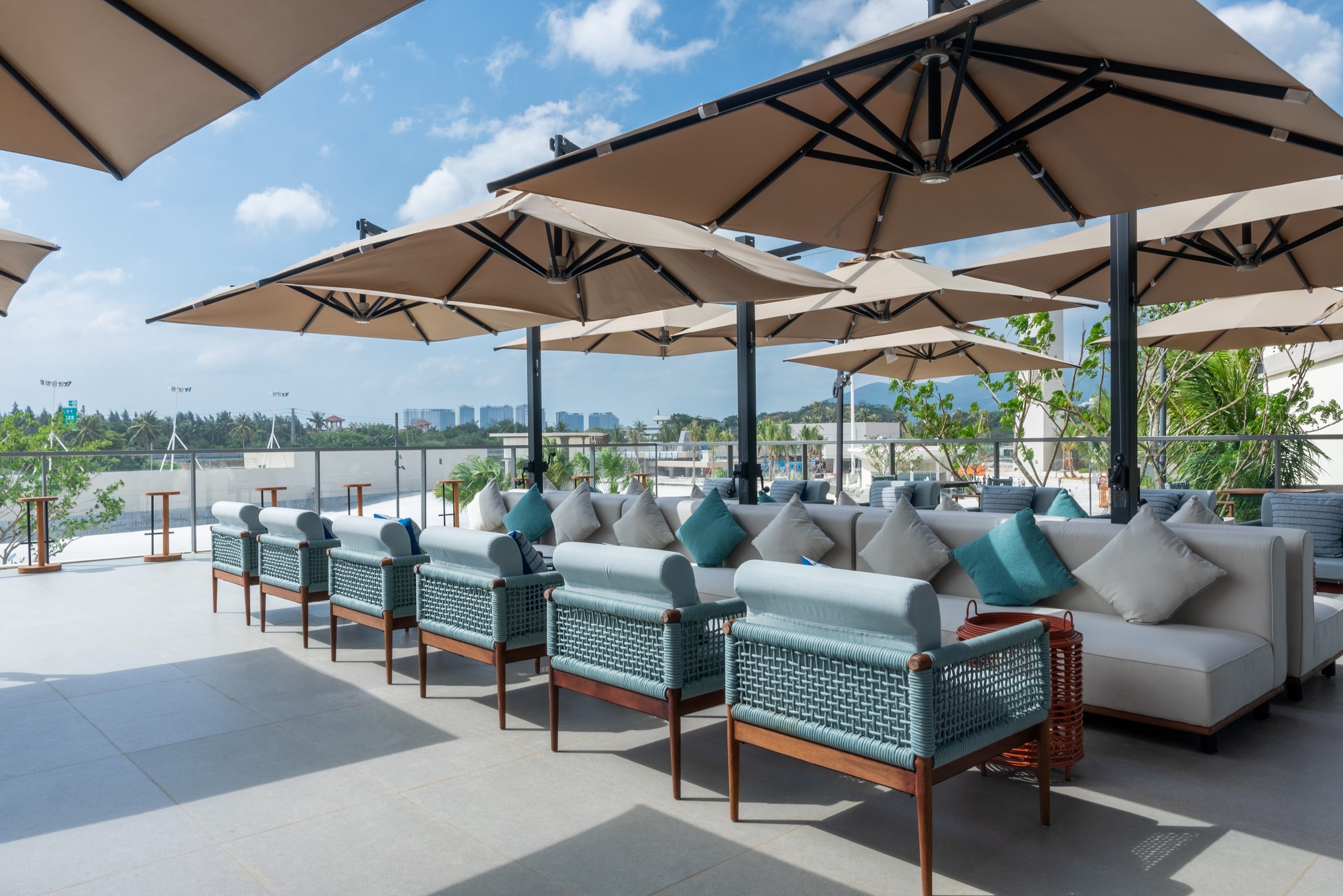 Rooftop lounge